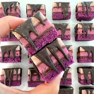 Zola Bakes Purple Ombré Rainbow Cookies for Every Occasion