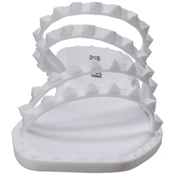 Steve Madden Skyler Flat Sandal for Women - Chic Comfort