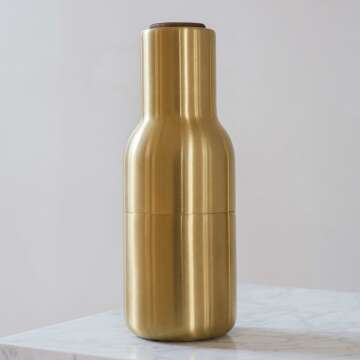 Stylish Salt and Pepper Grinder Set in Brass and Walnut