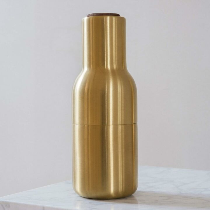 Stylish Salt and Pepper Grinder Set in Brass and Walnut