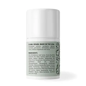 LilyAna Naturals Skincare Gift Set with Retinol and Vitamin C