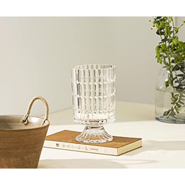 Elegant Glass Vase for Home Decoration and Gifting