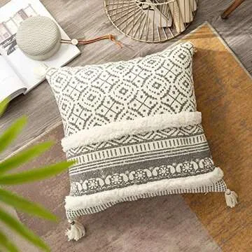 Tiffasea Throw Pillow Cover Boho Decorative Accent Neutral Soft Tufted Cushion Case Farmhouse Decor Woven Tassel Pillow Cover for Home Bedroom Couch Sofa Living Room