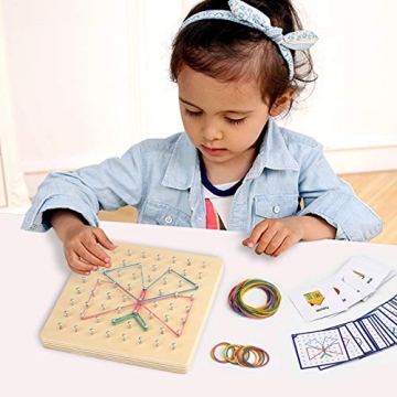 Thoth Montessori Wooden Geoboard for Creative Learning