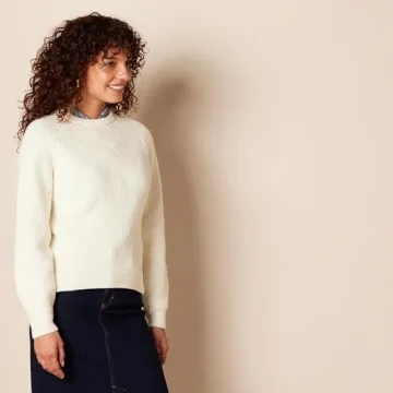 Amazon Essentials Women's Cozy Crew Neck Rib Sweater
