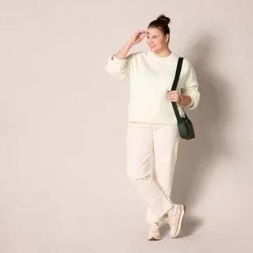 Amazon Essentials Women's Cozy Crew Neck Rib Sweater