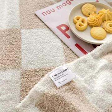 Microfiber Khaki Checkered Throw Blanket Ultra Lightweight Soft Cozy Warm Fluffy Knitted Camping Blanket for Sofa Bed Decor (Khaki, 50 x 60 in)