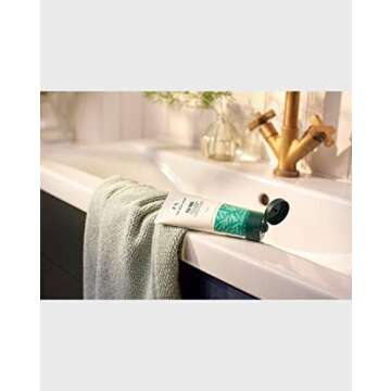 The Body Shop Skin Clearing Tea Tree Clay Mask - For Oil, Blemished Skin - Vegan,2.5 Fl Oz