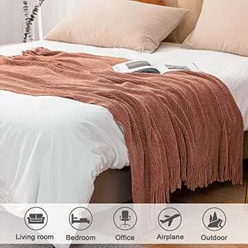 LIFEIN Cozy Throw Blanket - Stylish & Soft for Home