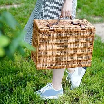 Willow Picnic Basket Set for 2 with Cooler and Cutlery