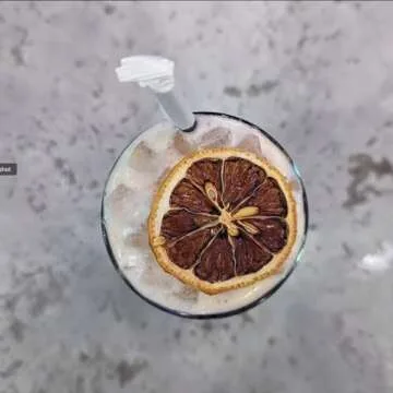 Delightful Dehydrated Citrus Slices for Cocktails