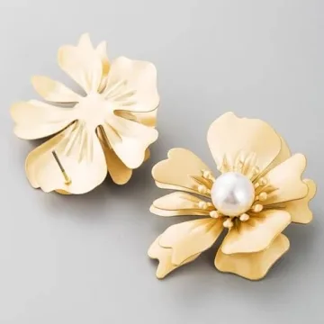 Elarith Flower Pearl Earrings for Women, Exaggerated Fashion Gold Earrings Jewelry