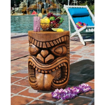 Design Toscano Grand Tiki Face Table for Outdoor Charm