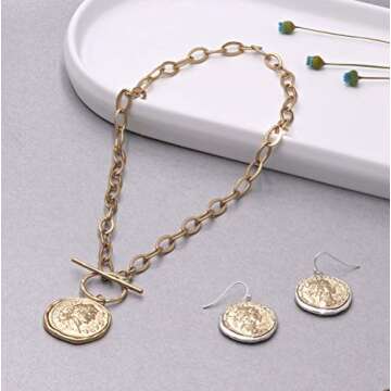 POMINA Chunky Coin Fashion Gold Necklace Trendy Statement Toggle Necklaces Women Antique Gold Coin Pendant Thick Link Chain Layered Gold Necklaces for Women (Worn Gold)