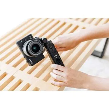 Canon PowerShot G7X Mark III Digital Camera, Video Creator Kit with Accessories: Tripod, Memory Card, and Detachable Bluetooth Remote, Black (Renewed)