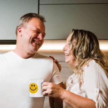 3dRose mug_76653_1 "Yellow Smiley Face - Cute Traditional Happy Smilie - 1960s Hippie style - Smiling on white" Ceramic Mug, 11 oz, Multicolor