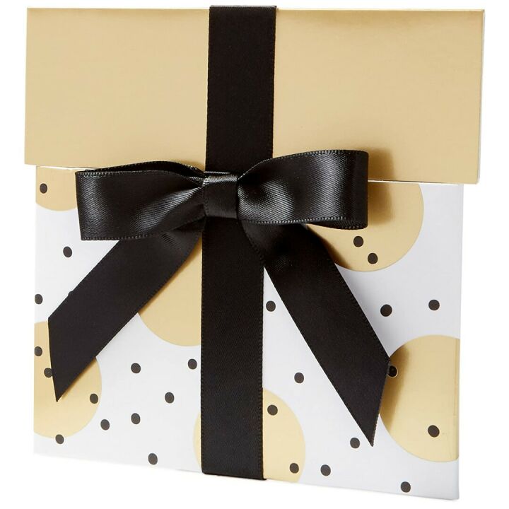 Amazon Gift Card in Reveal