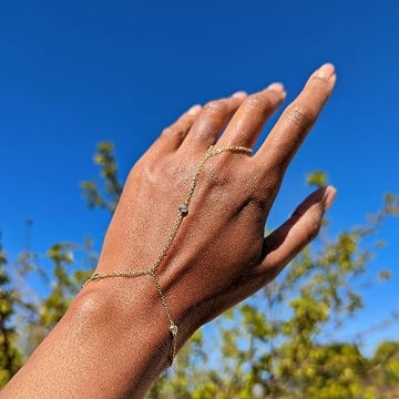 Elegant Gold Hand Chain Bracelet with Diamonds for Women