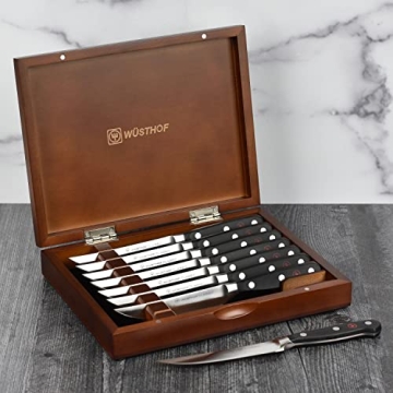 Wusthof Classic 8-Piece Steak Knife Set with Case