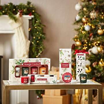 Yankee Candle Gift Set | 3 Mini Christmas Scented Candles | Magical Christmas Morning Collection