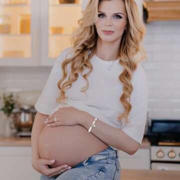 SERENEY New Mom Bracelet - Thoughtful Gifts for Moms