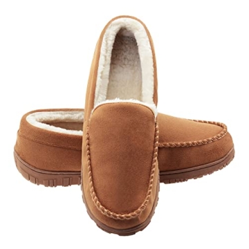 Plush Men's Moccasins: Cozy House Slippers for Indoor Outdoor Use