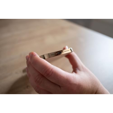 Apple iPhone 13 Pro 1TB Gold Unlocked Renewed Smartphone