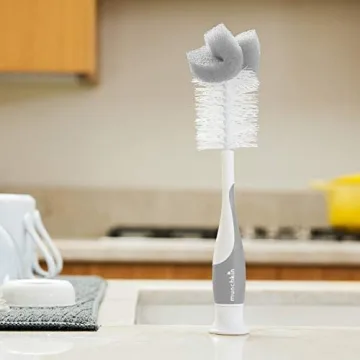 Munchkin® Sponge™ Bottle Brush - Essential for Baby Care