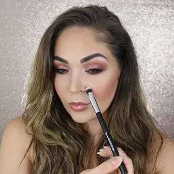 Mini Kabuki Makeup Brush Set – Beauty Junkees 5pc Professional Eyeshadow Make Up Brushes with Case; Blending, Concealer, Contour Highlighter, Smudging Eye Shadow Cosmetics, Cruelty Free