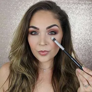 Mini Kabuki Makeup Brush Set – Beauty Junkees 5pc Professional Eyeshadow Make Up Brushes with Case; Blending, Concealer, Contour Highlighter, Smudging Eye Shadow Cosmetics, Cruelty Free