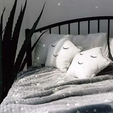 FORESTAR Glow in The Dark Blanket for Cozy Nights