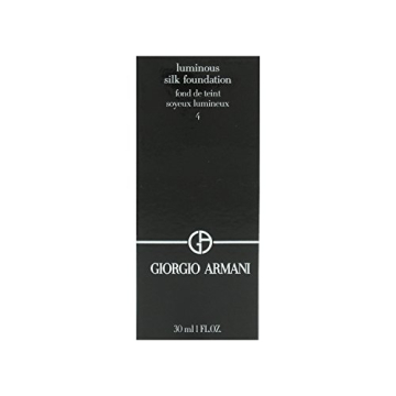 GIORGIO ARMANI Luminous Silk Foundation for Radiant Skin