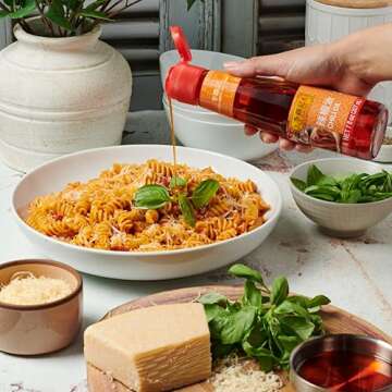 Lee Kum Kee Chili Oil (7 oz - 1 Pack), Crafted from Dried Chili Peppers and Soybean Oil, Spicy, Perf...