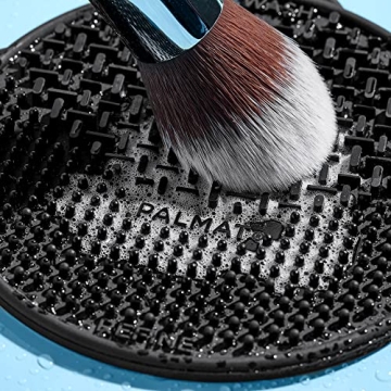 Sigma Beauty Palmat Makeup Brush Cleaner Ideal for Travel