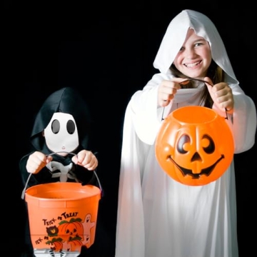 DOEA Shy Guy Mask Perfect for Halloween and Parties