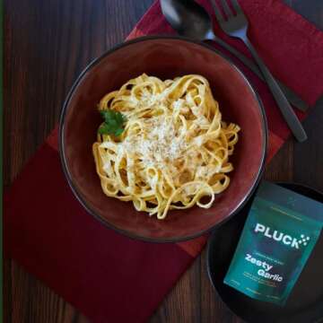 Pluck Zesty Garlic Organ Meat Blend Seasoning - Nutrient-Dense Spice