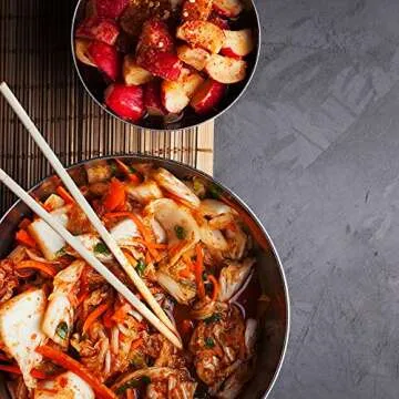 The Spice Lab Gochugaru Korean Red Pepper Flakes – Authentic Chili Flakes For Korean Favorites Like Kimchi & Stir-Fries, Elevate Your Asian Cuisine with Premium Kosher, Gluten-Free Red Pepper Flakes