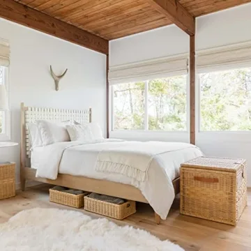 Stylish Wicker Storage Trunk for Versatile Décor