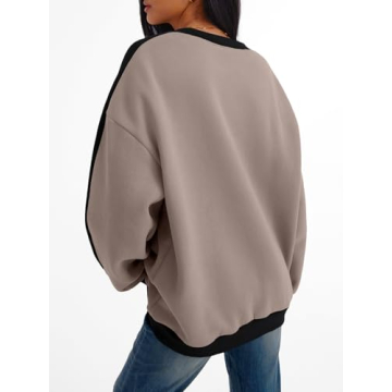 Trendy Queen Women's Oversized Sweatshirt Color Block Design