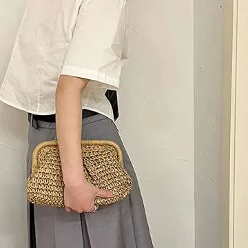 Chic Crossbody Shoulder Straw Hand-woven Bag for Summer 2023