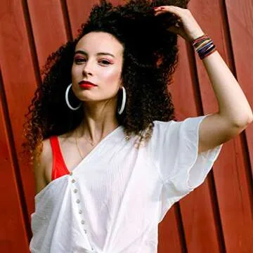 Hicarer 30 Colorful Adjustable Friendship Bracelets for Everyone