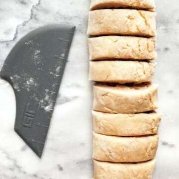 GIR: Get It Right Scraper - 8 Inch Black Kitchen Tool