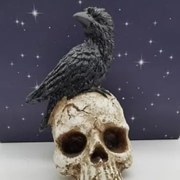V Viatanst Halloween Raven Statue for Gothic Decor