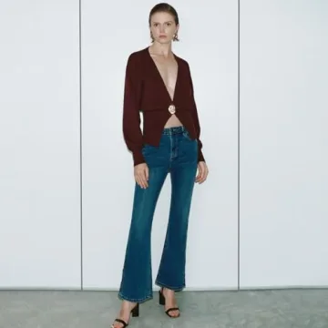 URBAN REVIVO Women's V-Neck Cropped Cardigan Unmatched Elegance