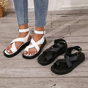 Adjustable Women's Flat Sandals for Summer Comfort and Style