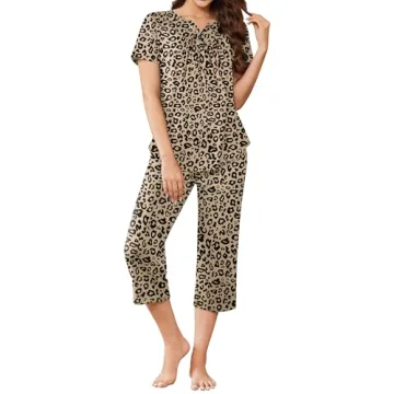 Ekouaer Women's Pajama Sets Short Sleeve Sleepwear Cute Tops and Capri Pants Pjs 2 Piece Lounge Set ...