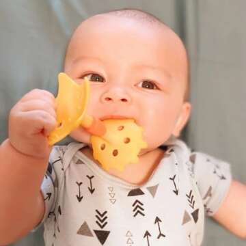 Innobaby Original Teethin Smart EZ Grip Star Teether and Sensory Toy for Babies and Toddlers. BPA Free Teether Yellow