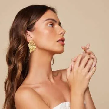 LILIE&WHITE Worn Gold Leaf Earrings Angel Wings Stud Earrings For Women Gold Stud Earrings Boho Earrings Bohemian Jewelry