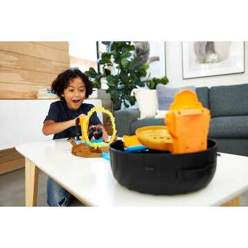 Hot Wheels Monster Trucks Stunt Tire Play Set