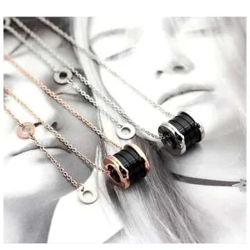 Luxury Gold Necklace for Women Plated Classic Letter Design Fashion Necklace Pendant Jewelry Gifts for Women (A)